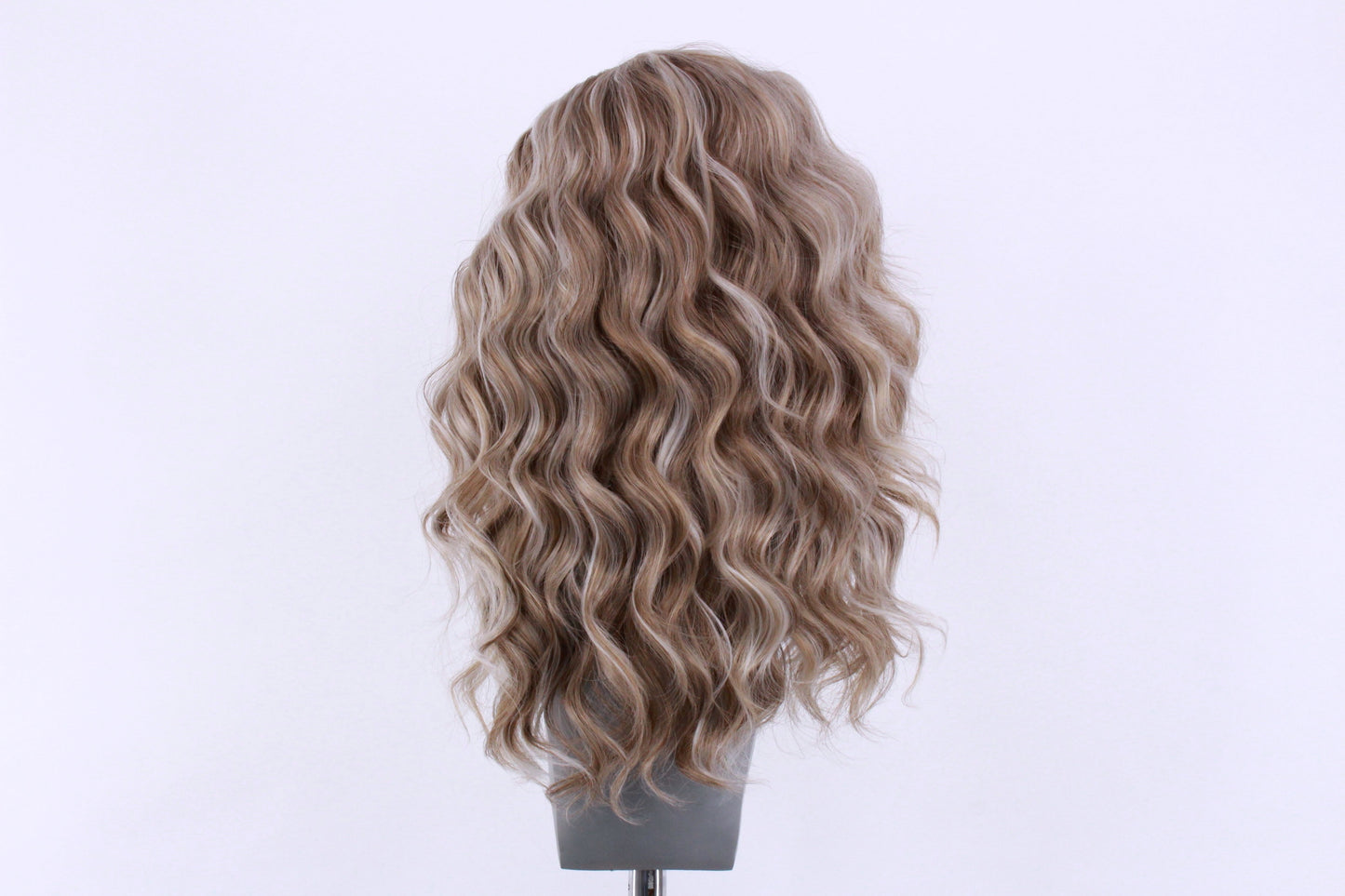 Amber- Ashy Sandy Blonde