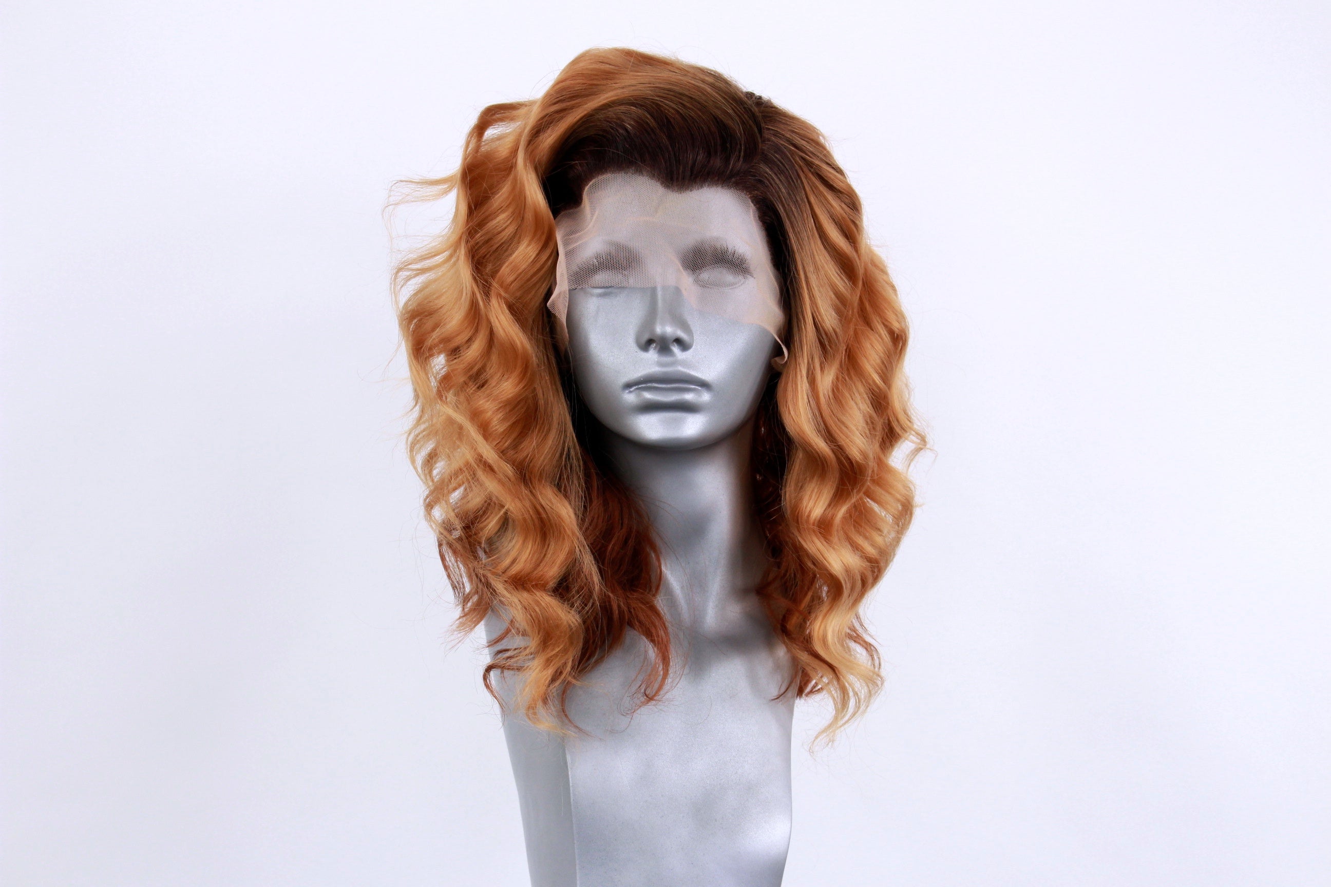 Elle- Layered Honey Blonde – Webster Wigs