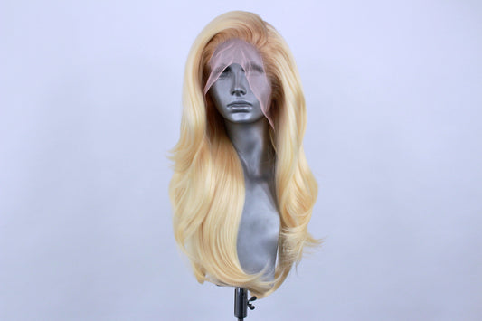 Lily- Light Rooted Blonde