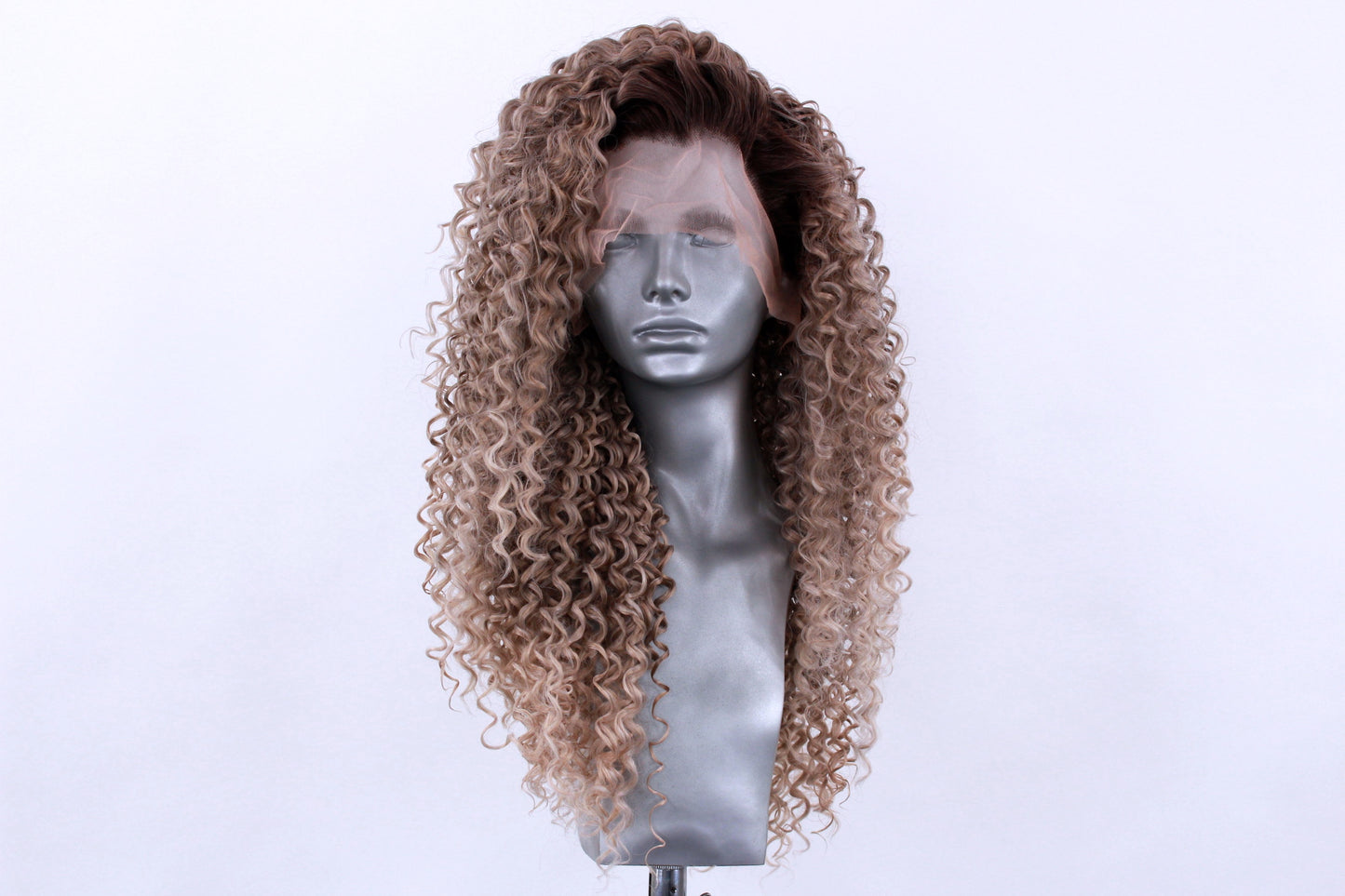 Mae- Ash Blonde Ombré