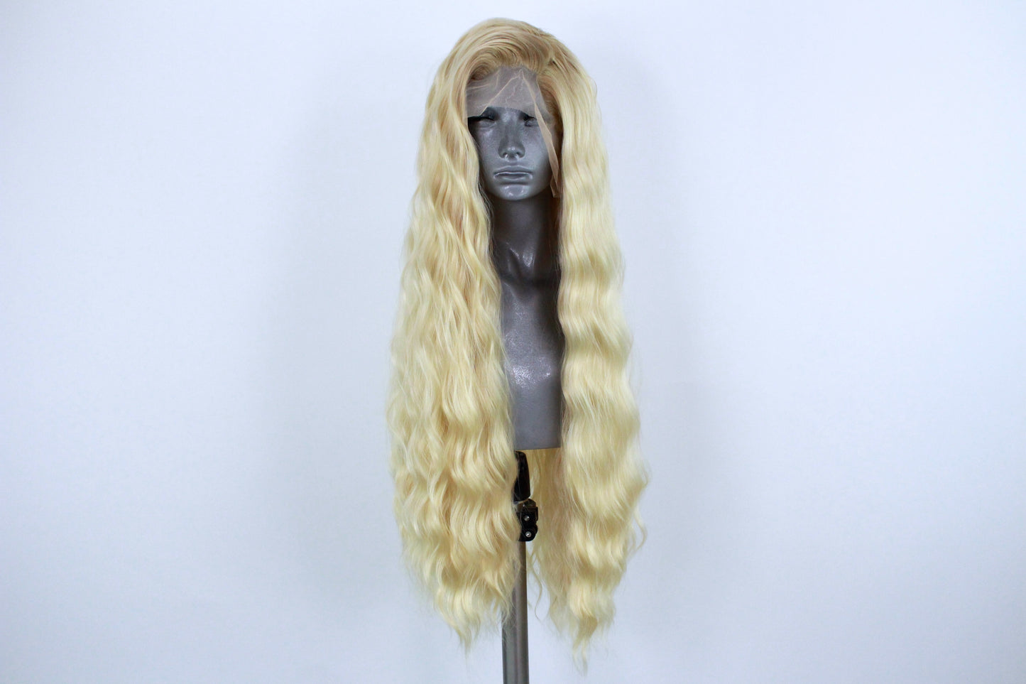 Venus- Light Rooted Blonde