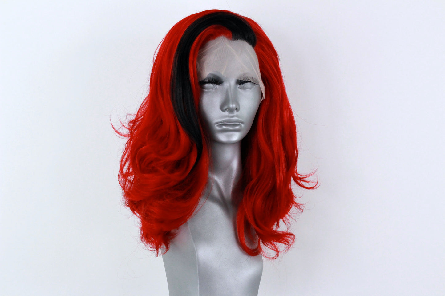 Marilyn- Black Streaked Red